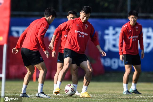国产亚洲欧美日韩综合综合二区